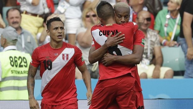 Γκολ μετά από 36 χρόνια για το Περού, 2-0 την Αυστραλία (photos + videos)
