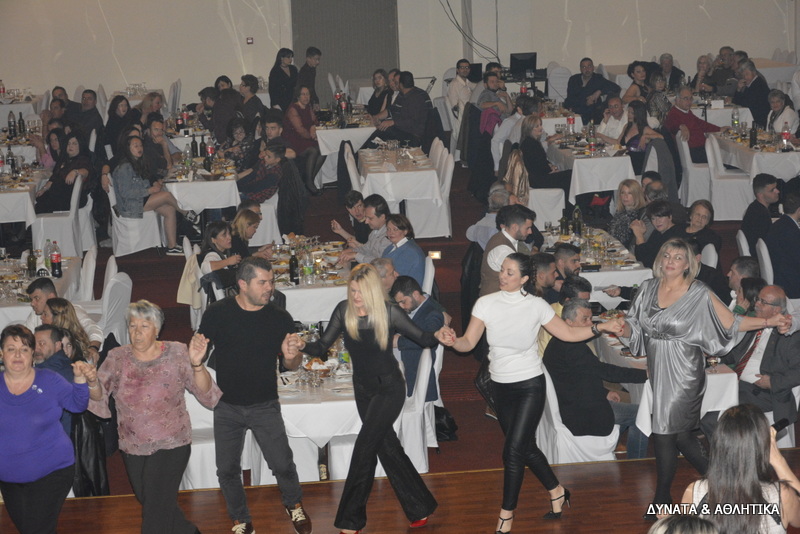 Ο χορός του Α.Ο. Χαλκίδα, με Ειρήνη Αϊνδιλή! (photos)
