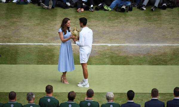 Wimbledon: Βασιλιάς ο Τζόκοβιτς μετά από απίθανο τελικό