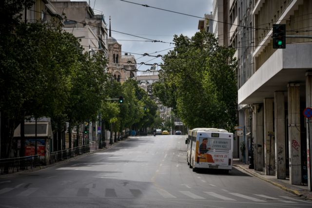 Κοροναϊός : Σίγουρη η παράταση απαγόρευσης κυκλοφορίας – Πότε θα γίνει απολογισμός των μέτρων