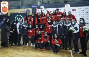 Κατερίνα Χατζηδάκη : Η Ελληνίδα προπονήτρια που διαπρέπει στο Ιράν (+pics)