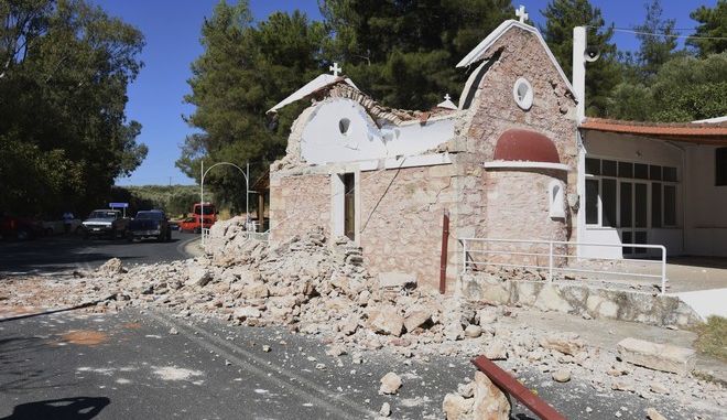 Σεισμός στην Κρήτη: Ένας νεκρός και 9 τραυματίες από το ισχυρό χτύπημα του Εγκέλαδου (+pics-videos)