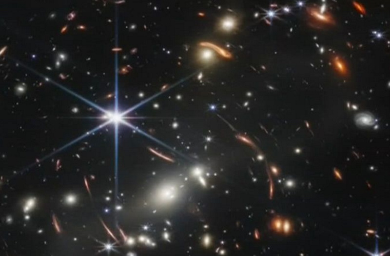 NASA: Δέος για την νέα φωτογραφία του Σύμπανττος (video)