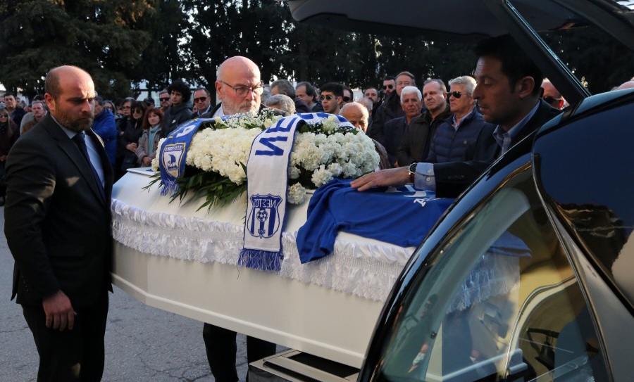 Το τελευταίο αντίο στον Ιορδάνη Αδαμάκη &#8211; Οι κηδείες των θυμάτων στα Τέμπη (+videos)