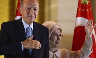 Τουρκία: Άνετη επανεκλογή Ερντογάν με 52.16% (+vids)