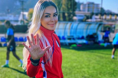 Ιλκνούρ Ακτάς: Νια Τουρκάλα  προπονήτρια σε Ανδρική ομάδα  της Αλβανίας  (+pics)