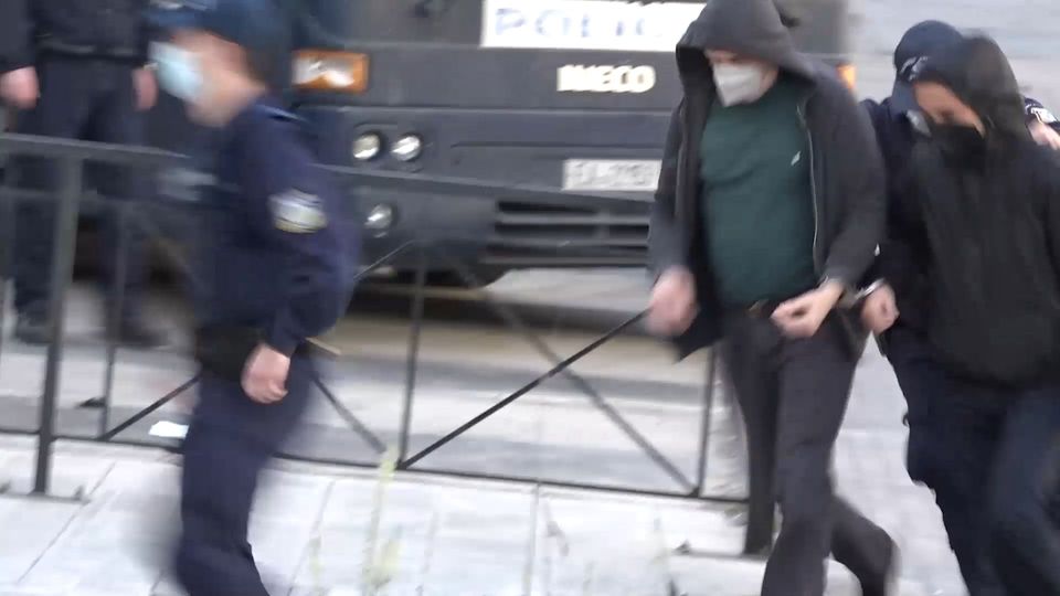 12χρονη Κολωνός: Ένοχος ο 55χρονος για βιασμό και κατάχρηση ανηλίκου σε ασέλγεια (video)
